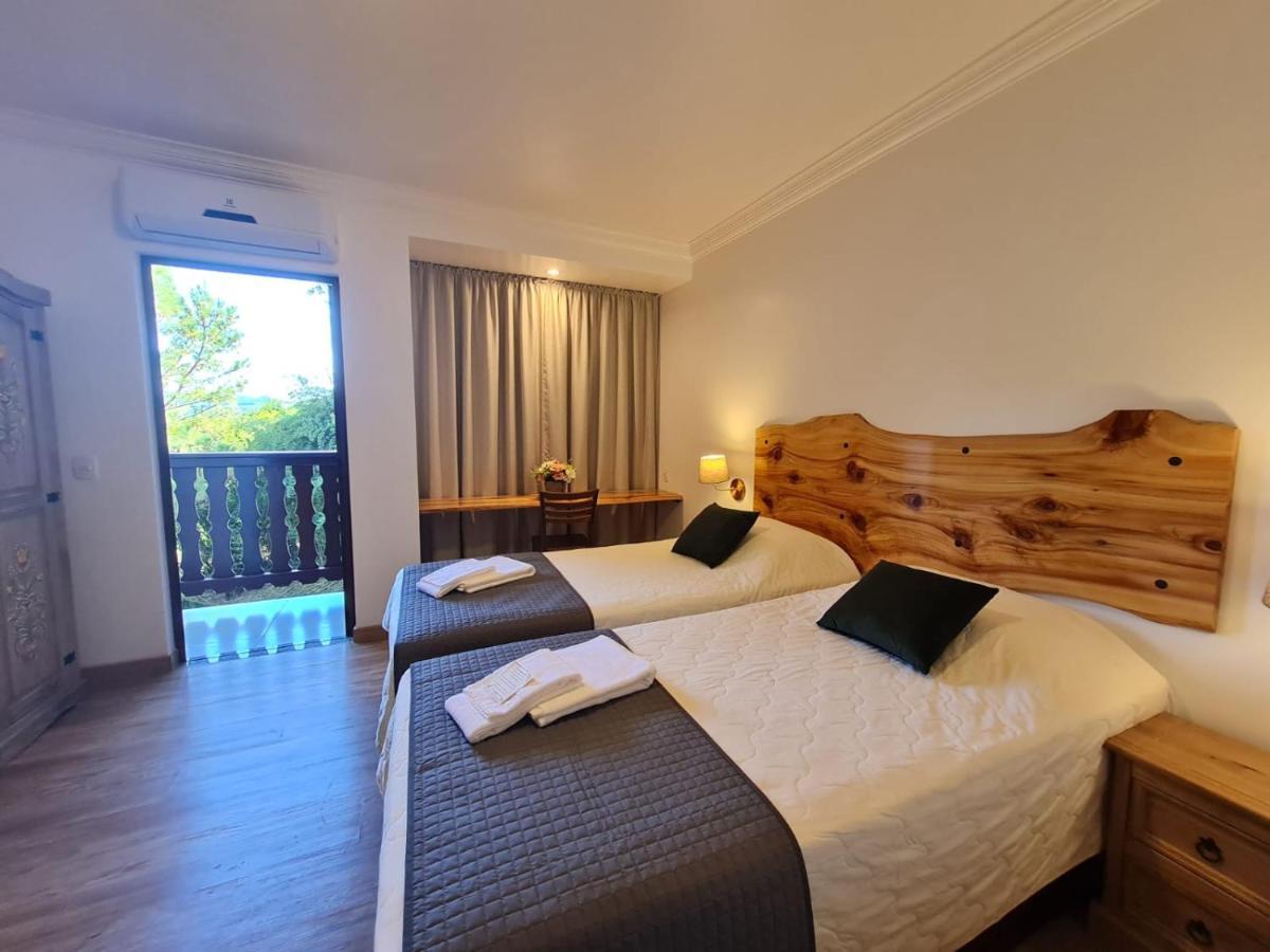 Hotel Schneider Treze Tílias Exteriör bild