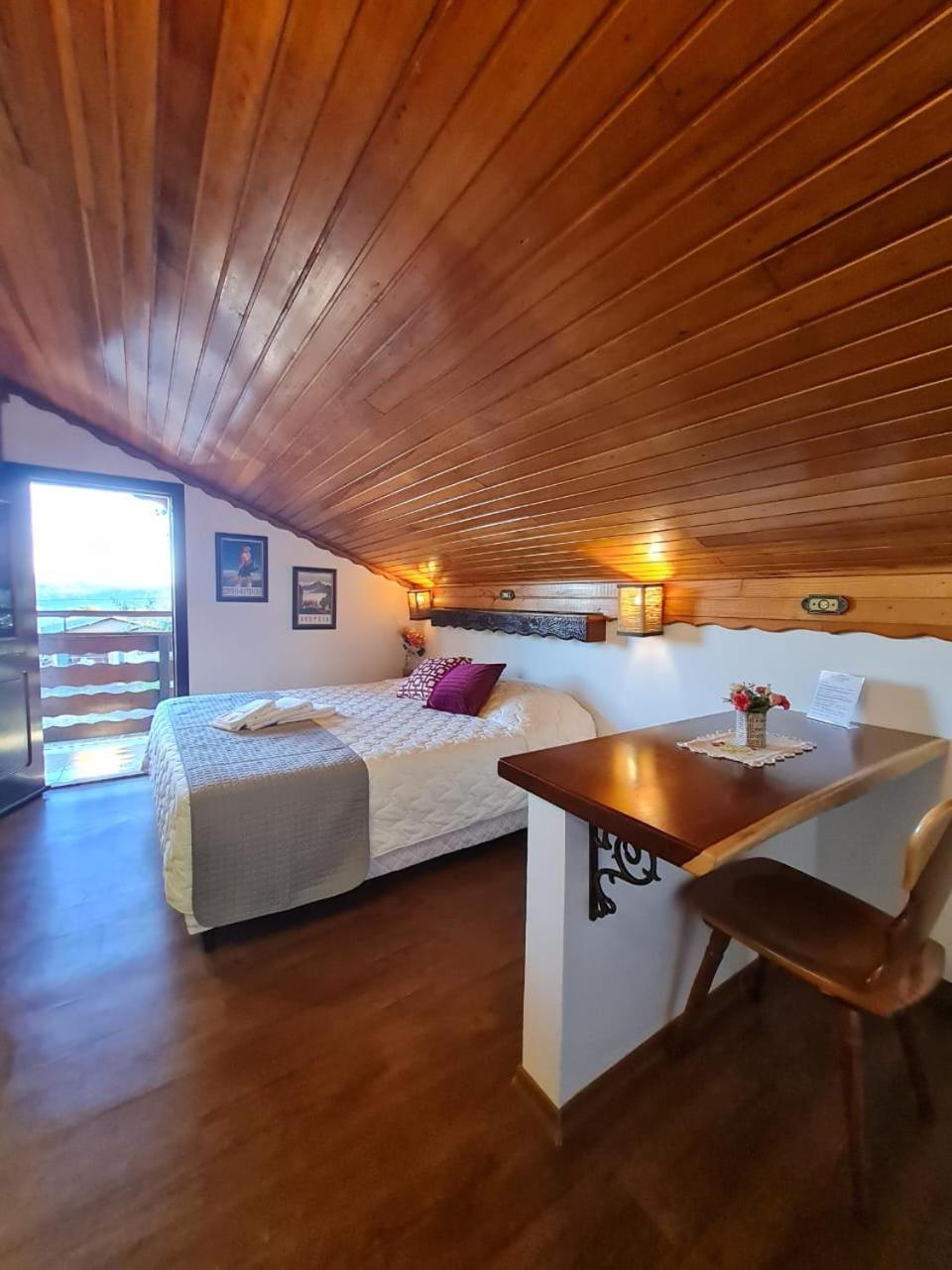 Hotel Schneider Treze Tílias Exteriör bild